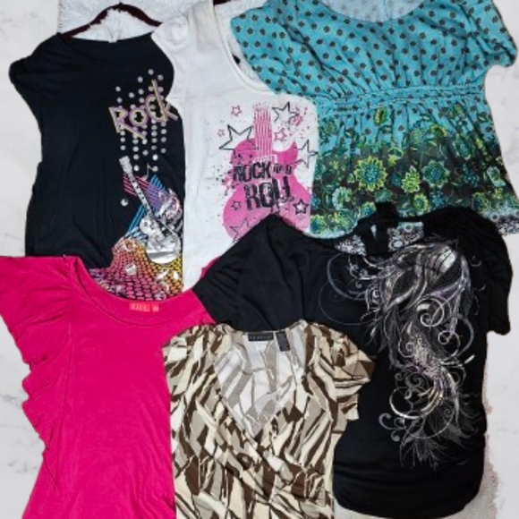 📣 Bundle of 6️⃣ Good Condition Ladies Tops Various Sizes 👚👕 - Picture 1 of 1